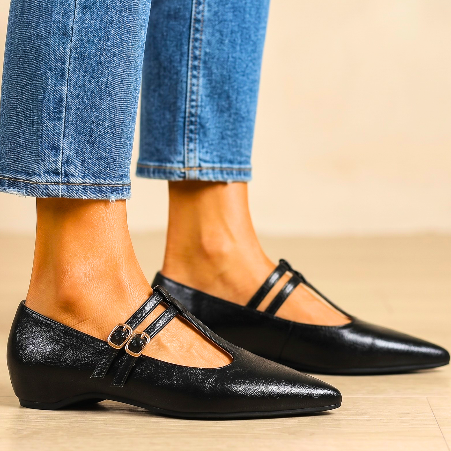Aurelia Vintage Leather Flats