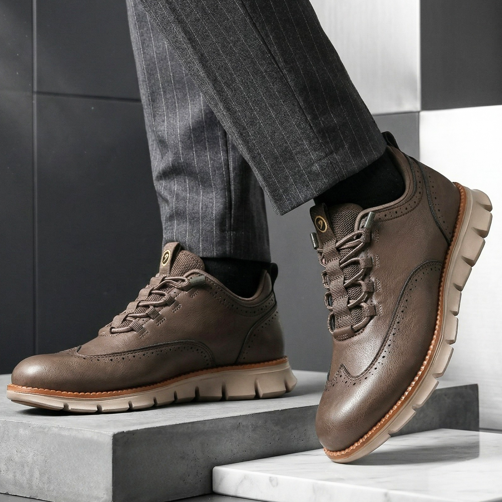 Cavelo Leather Sneakers