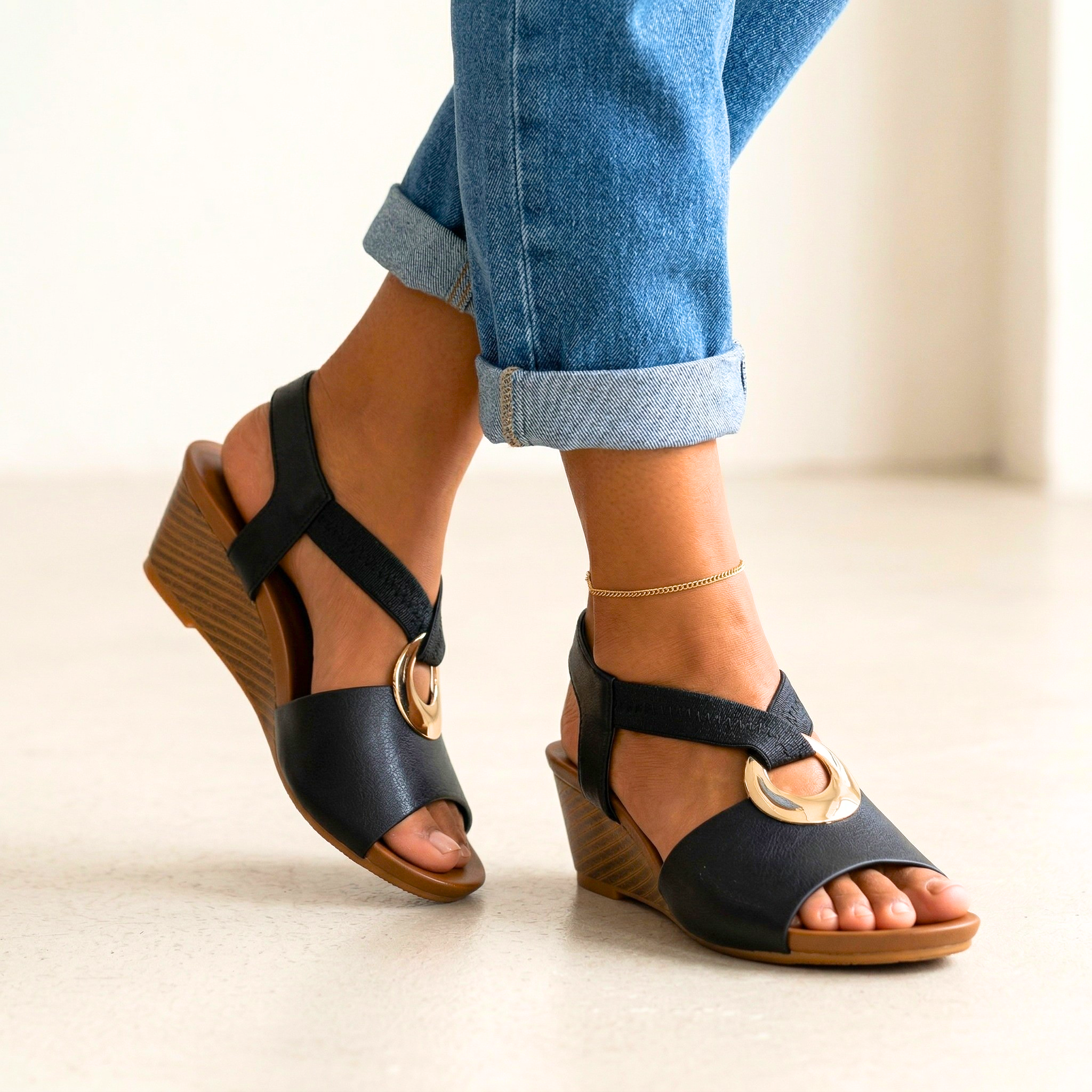 Sorella Gold Wedges