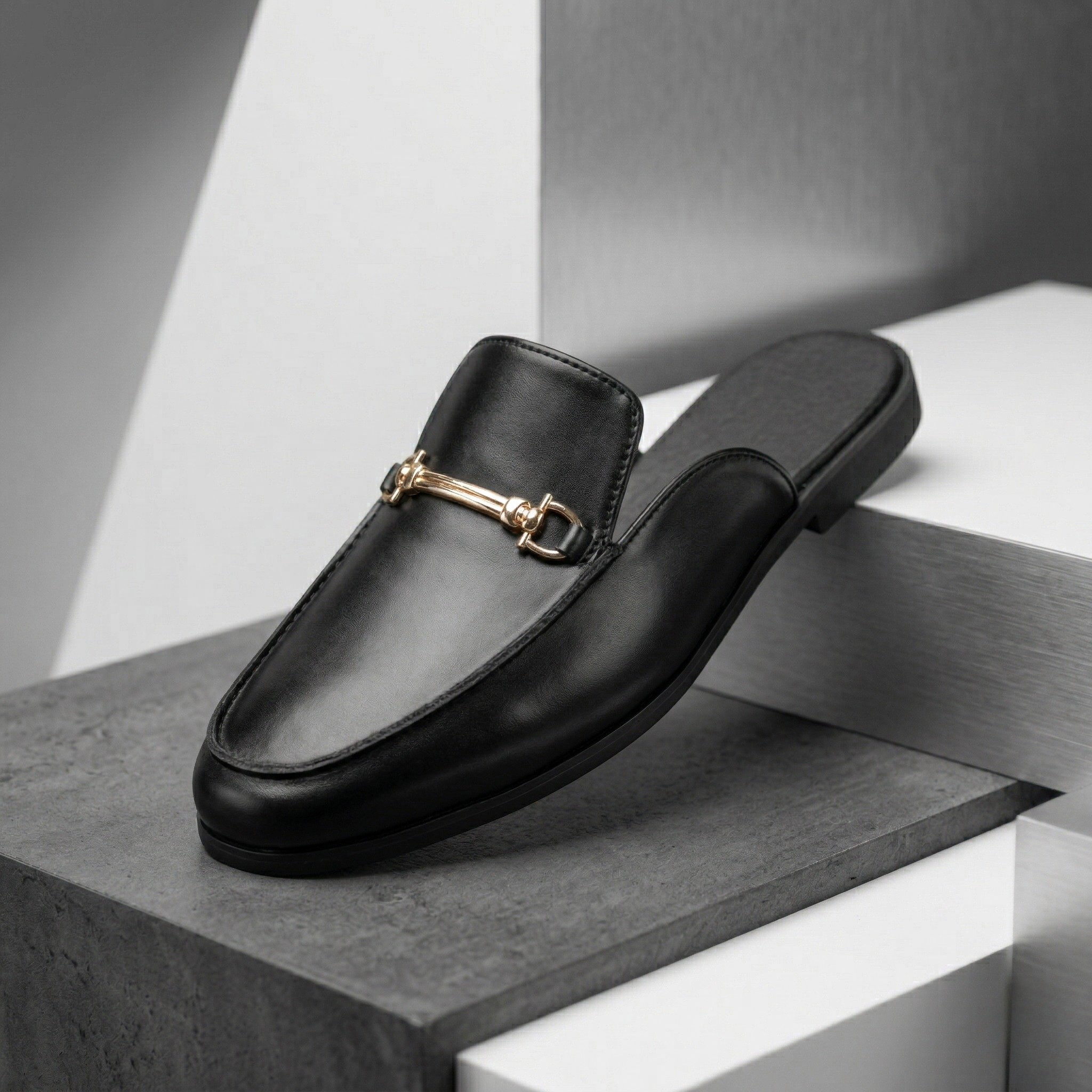 Matteo Classic Leather Mules