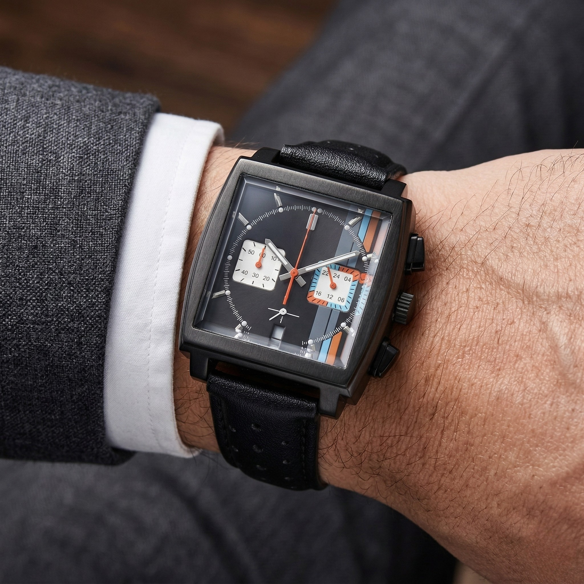 Apex Circuit Watch